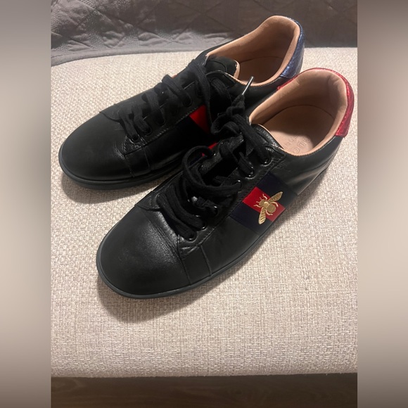 Gucci Ace Sneaker with Bee - Picture 1 of 5
